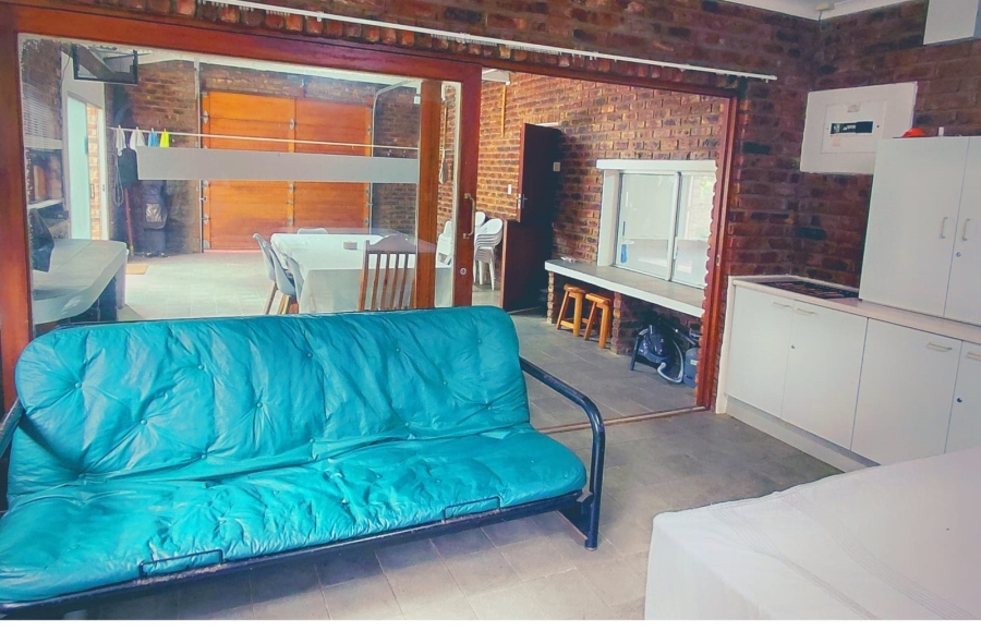 4 Bedroom Property for Sale in Oyster Bay Eastern Cape